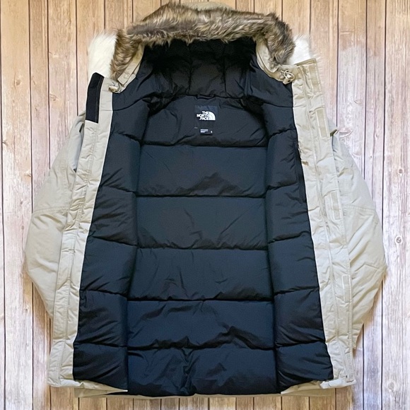 The North Face Men’s McMurdo Parka In Flax - Picture 6 of 10